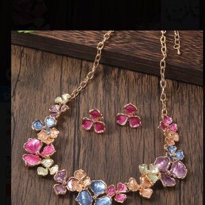 Floral Gemstone Necklace and Earring Set